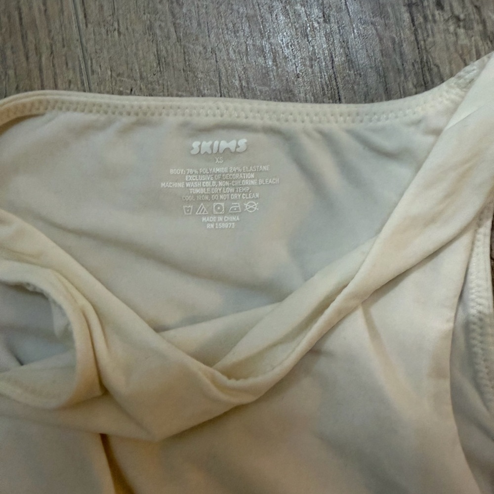 SKIMS Cream Women's Bodysuit - Picture 3 of 3